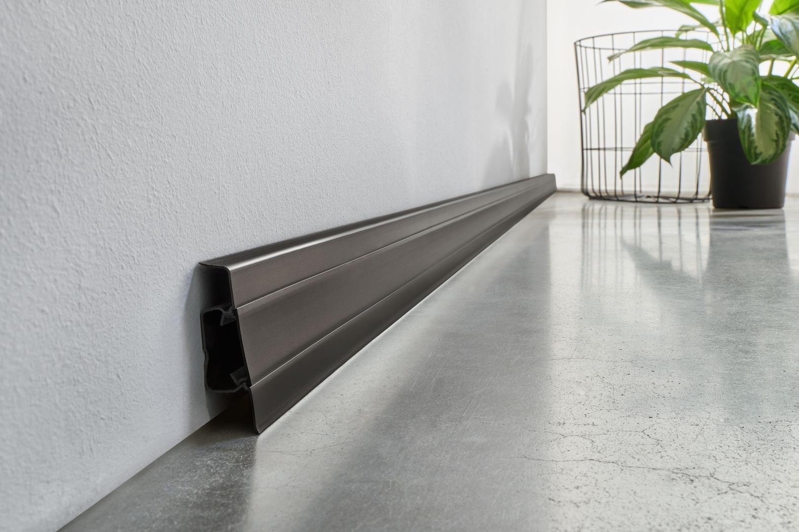 Listwa przypodłogowa Arbiton - MACK CZARNY MAT 220