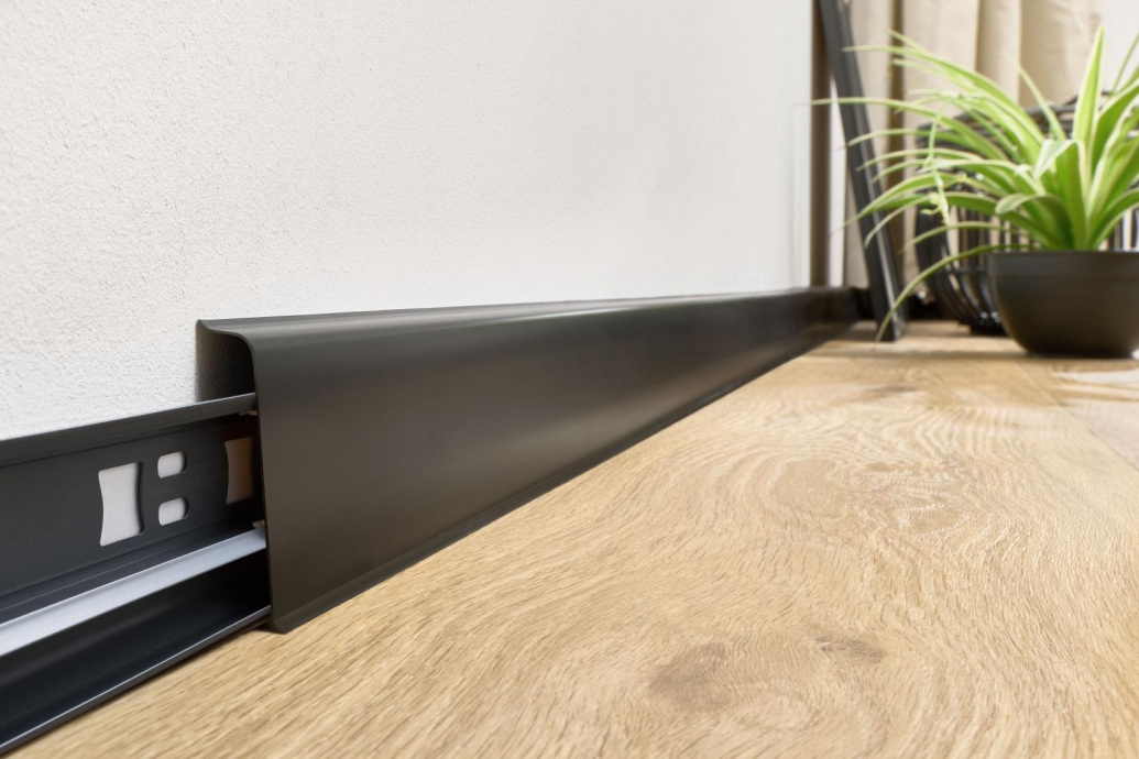 Listwa przypodłogowa Arbiton - INDO CZARNY MAT 220