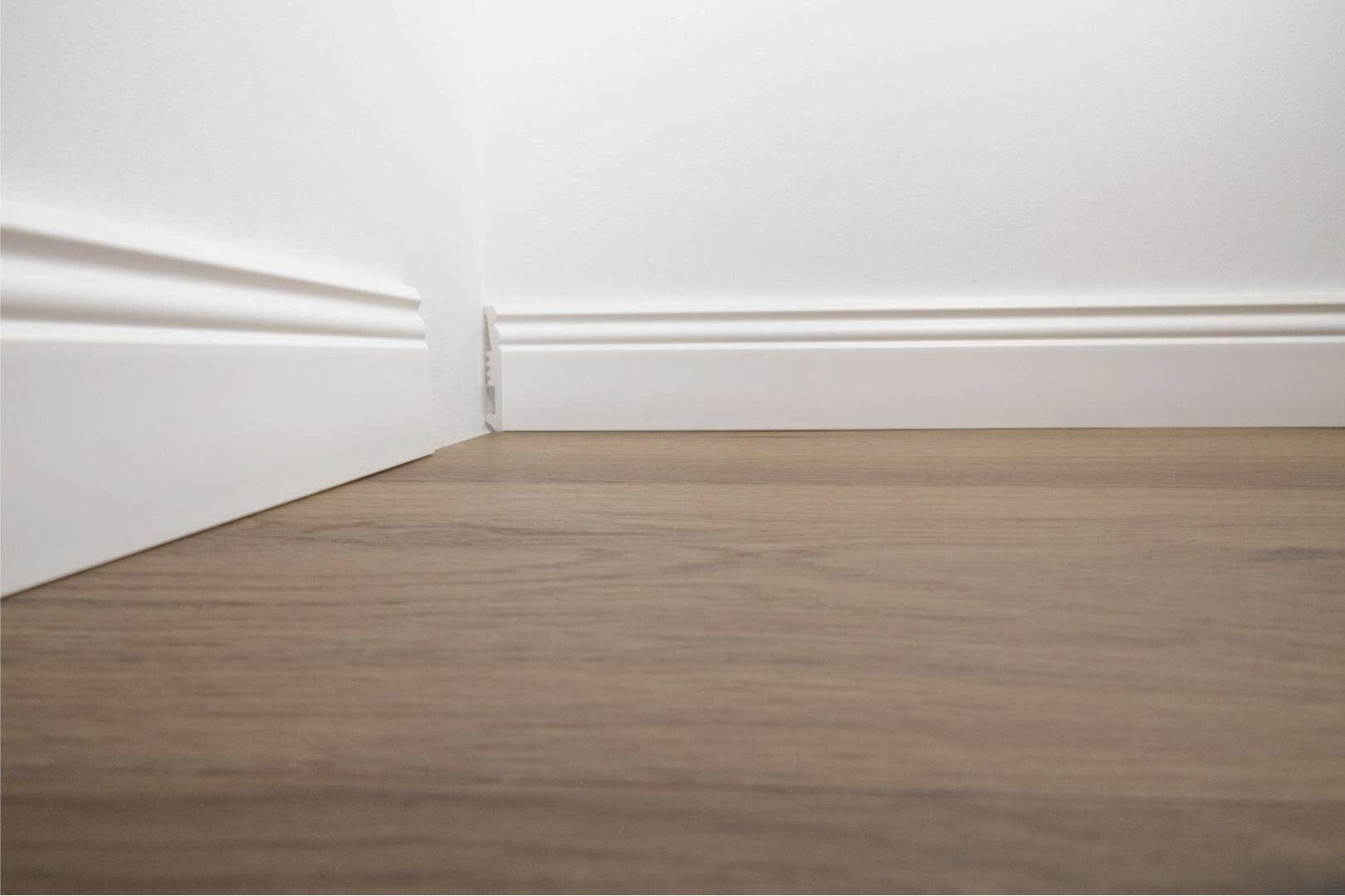  STIQ STX820 - Sockelleisten Berliner profil - 100mm