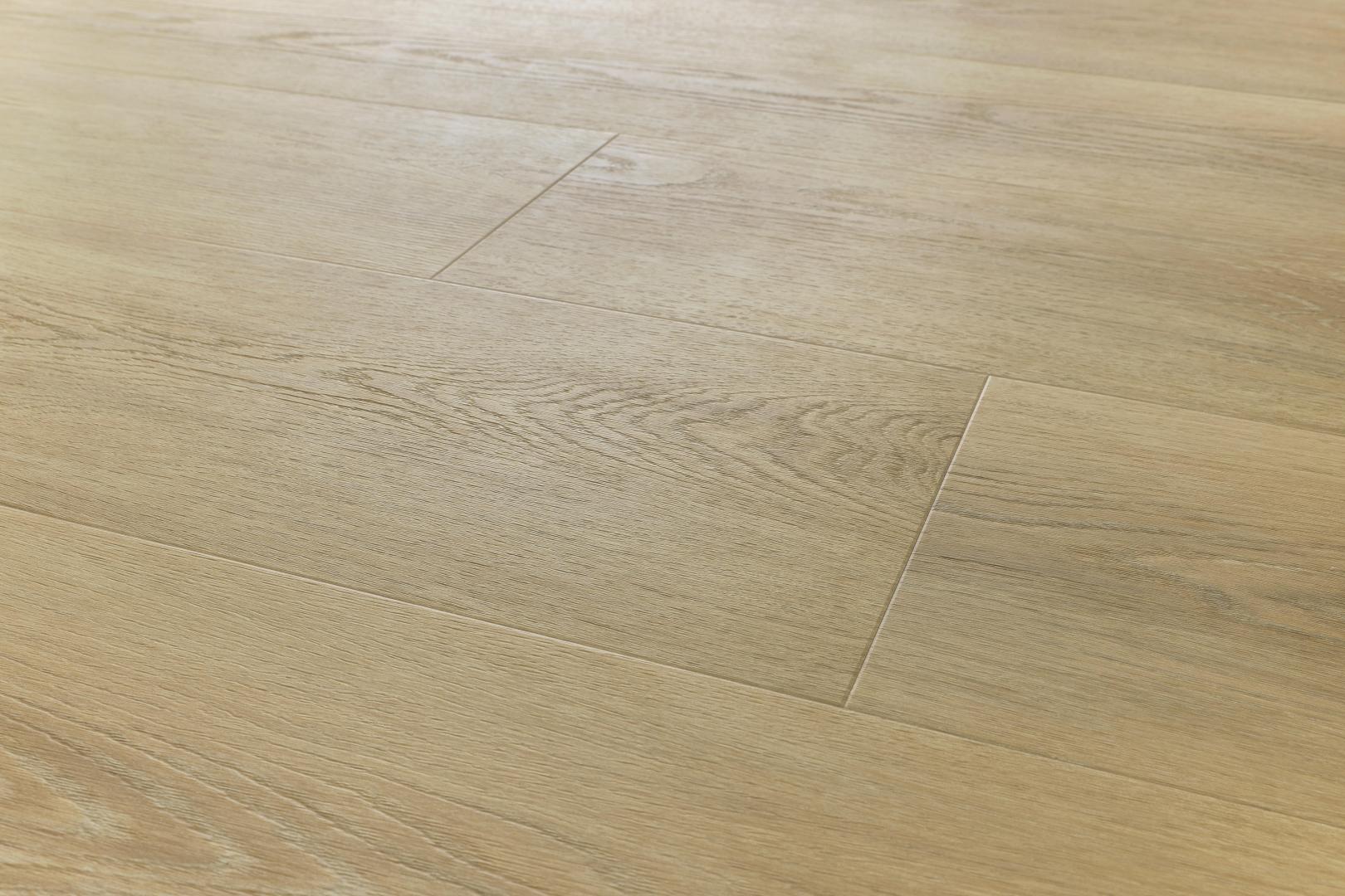  Johannes Eiche Klick Vinyl mit Trittschalldämmung